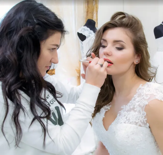 Весільний салон "Wedding Room" ("Веддін Рум", "Весільна кімната") — фото 11