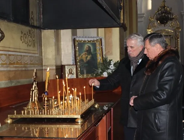 Луцький мер молився за загиблими в Києві — фото 2