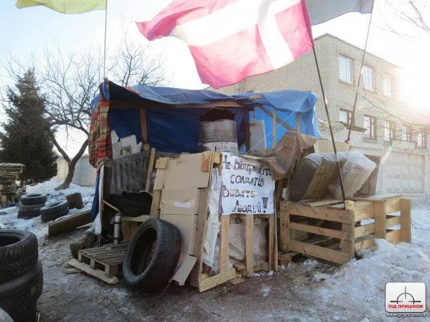 До Луцька привезли військових - активісти (Фоторепортаж) + (Відео) — фото 1