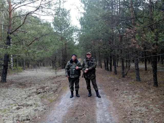 Бійці волинського «Правого сектору» допомагають охороняти кордон України з Білоруссю (Фоторепортаж) — фото 2