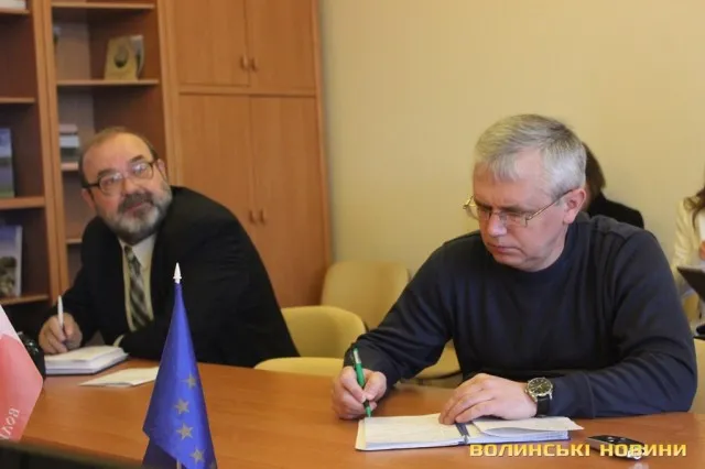 До обласного центру приїхали ковельчани, як постраждали через будівельну аферу (Фоторепортаж) + (Відео) — фото 7