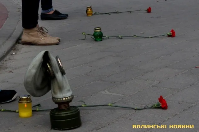 Молодь Луцька влаштувала флеш-моб під назвою «Жива галерея» (Фоторепортаж) — фото 3