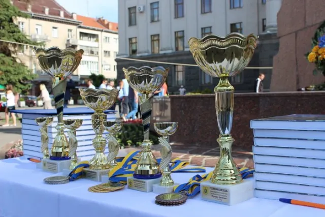Під час змагань "Луцька десятка" перемогу серед юніорок  здобула волинянка — фото 6