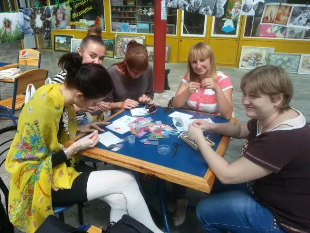 У Луцьку під час акції "Діти і літо" волонтери збирали кошти на лікування маленького Романа — фото 2