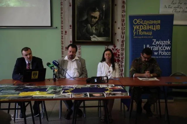 Під час автопробігу Європою волинські самооборонівці зустрілися із євроавтомайданівцями (ФОТО) — фото 2