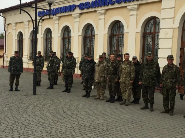 Ще частина бійців 51 бригади прибула на Волинь (ФОТО) — фото 2
