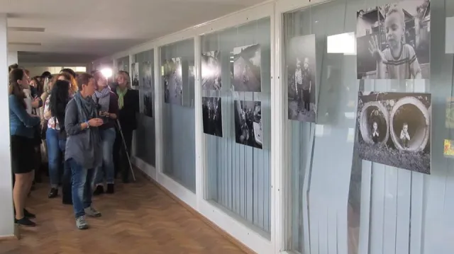 Життя, як воно є, на виставці в Луцьку — фото 3