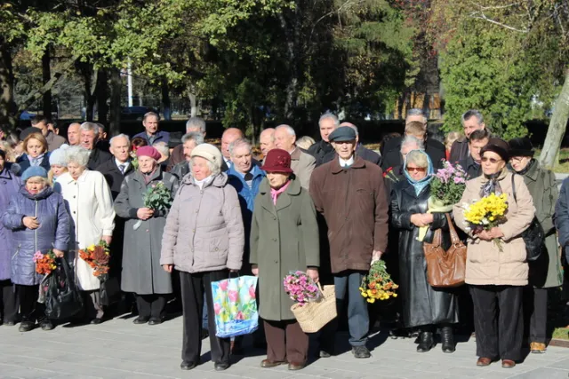 У Луцьку вшанували тих, хто брав участь у визволенні країни від фашистських загарбників — фото 5
