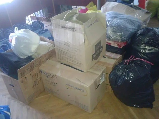Прилад нічного бачення, 150 аптечок та теплі речі отримали від волинян військові — фото 2