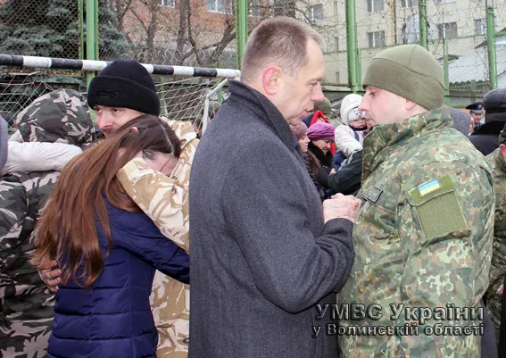 Волинські міліціонери вирушили в зону АТО, щоб змінити своїх колег (ФОТО) — фото 2