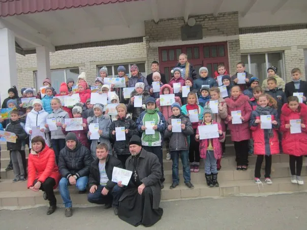 Волинські селяни зібрали для бійців АТО теплі речі і дитячі листи (Фото) — фото 3