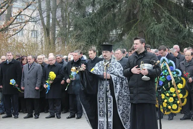 У Луцьку вшанували загиблих в Афганістані та під час АТО (Фото) — фото 2