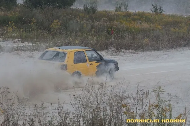 Поблизу Луцька пройшли перегони на спорт карах (фото, відео) — фото 15