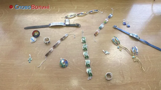 У Луцьку виготовляють неймовірні прикраси за давньою грузинською технікою - мінанкарі (фото, відео) — фото 2