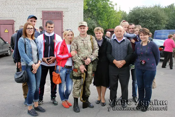 Волинські правоохоронці відправляються на схід (фото, відео) — фото 2