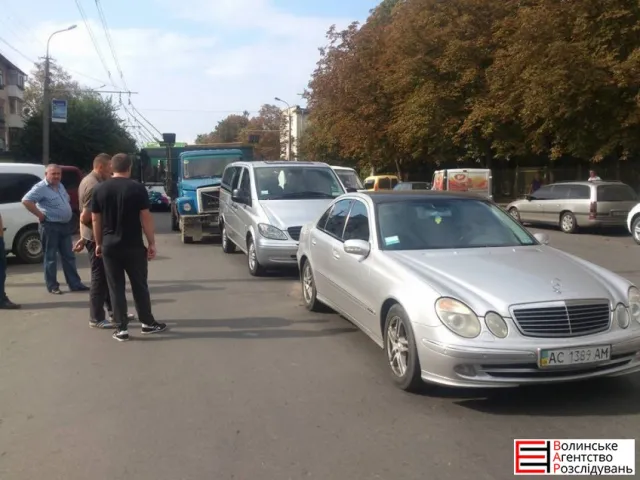 Масштабна ДТП на проспекті Грушевського (фото) — фото 7